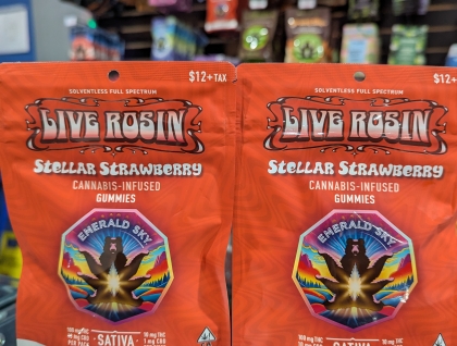 Emerald Sky Stellar Strawberry 100mg  Live Rosin Edibles